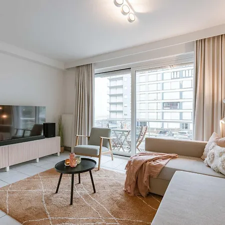 Apartment Huswell - Stunning With Side Sea View In Koksijde